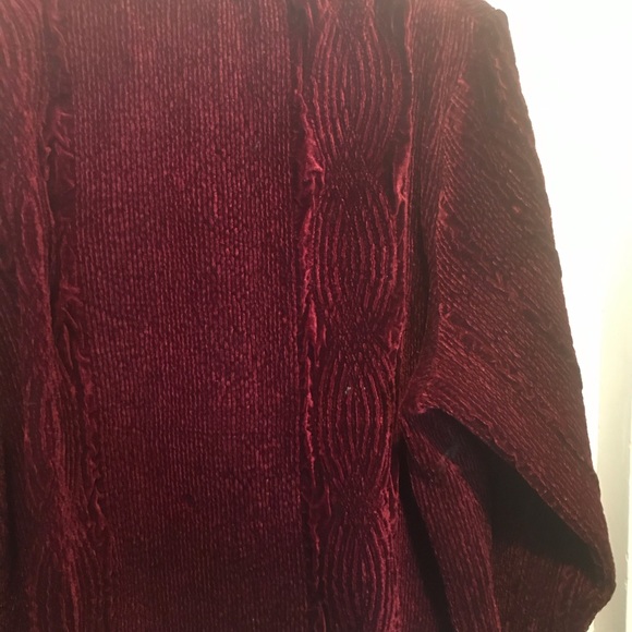 Harve Benard red velvet blazer cardigan - Picture 2 of 3